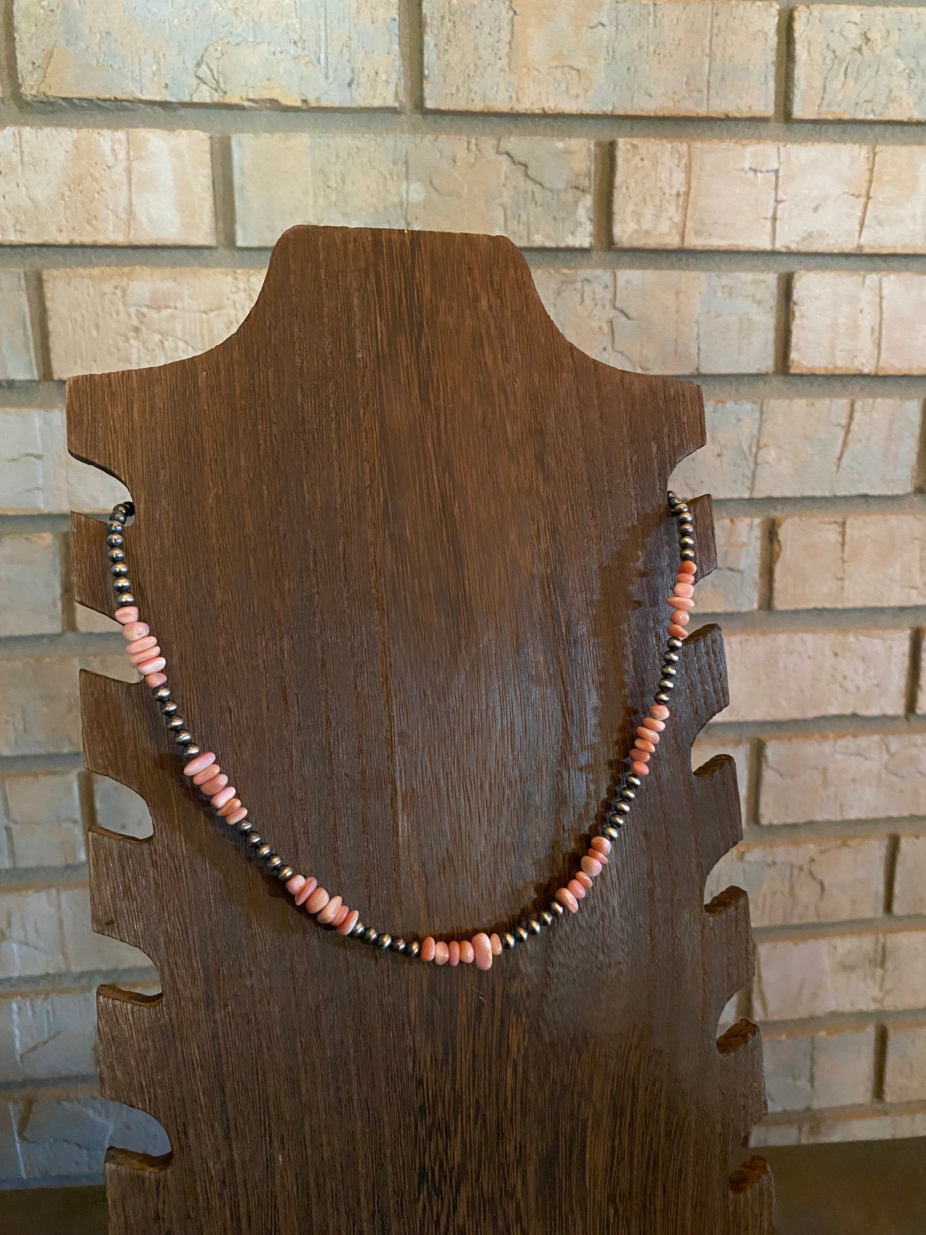 17-19” Pink Conch Necklace