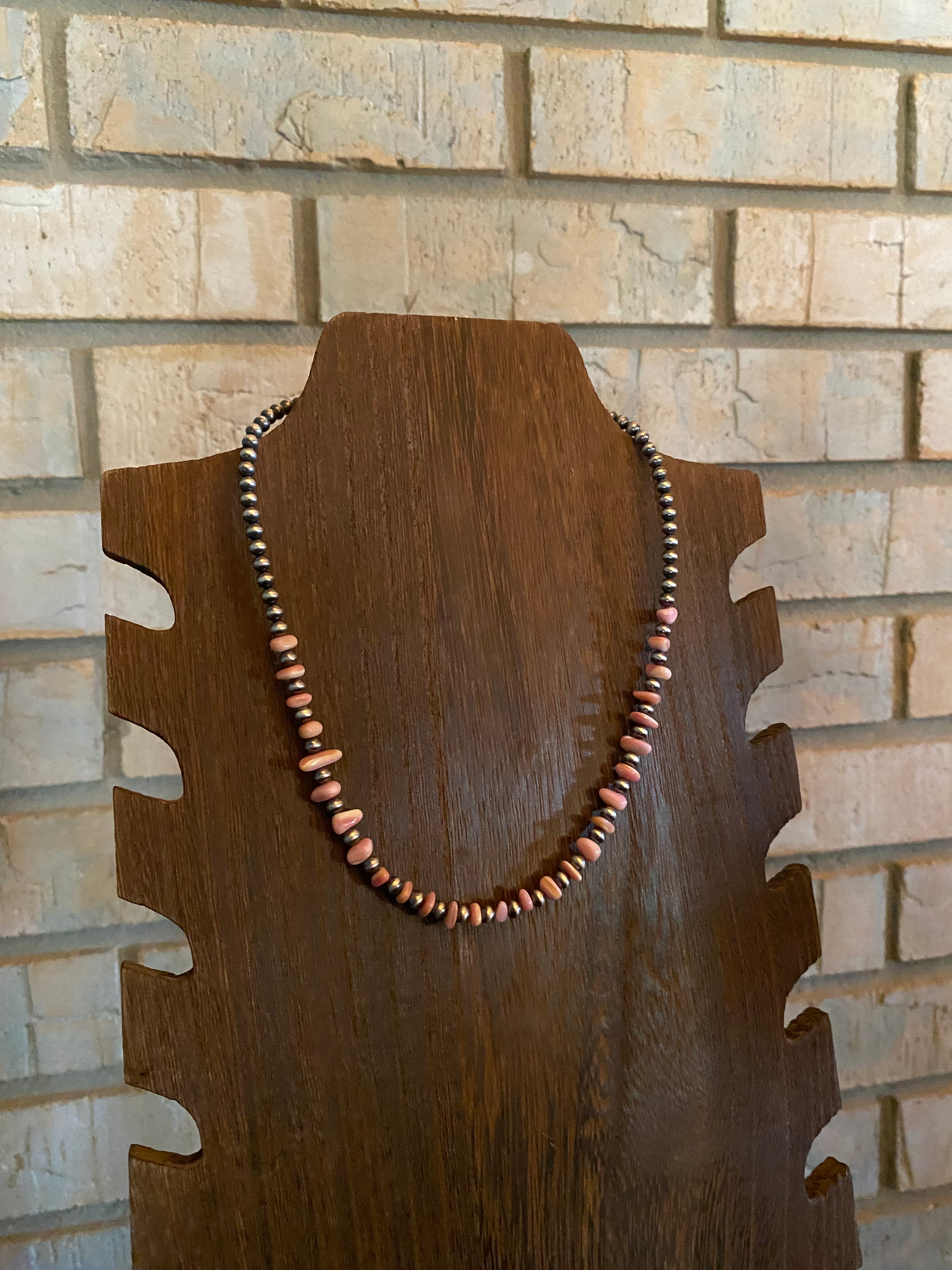 14-16” Pinch Conch Necklace