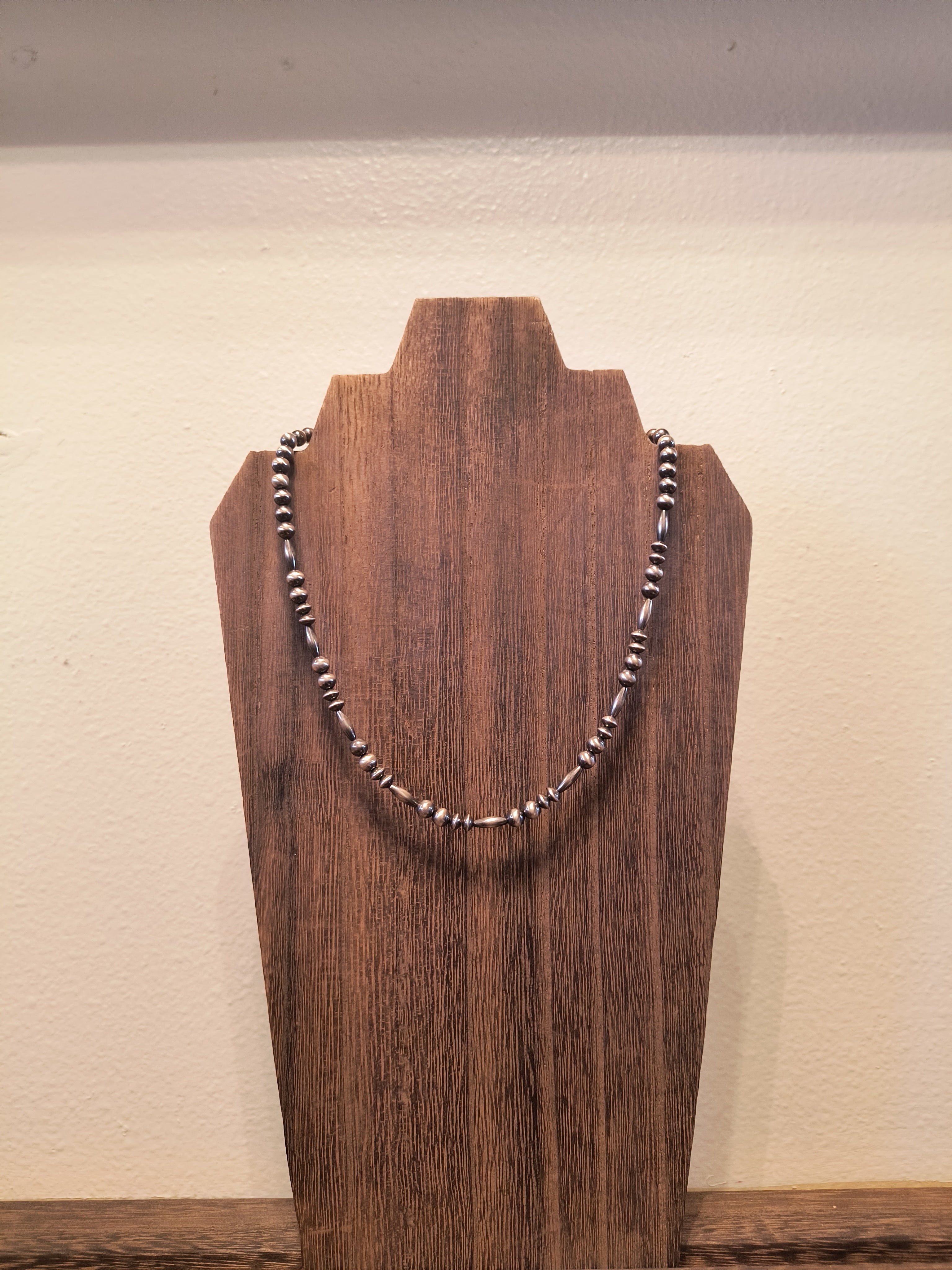 15" Saucer & Torpedo Necklace