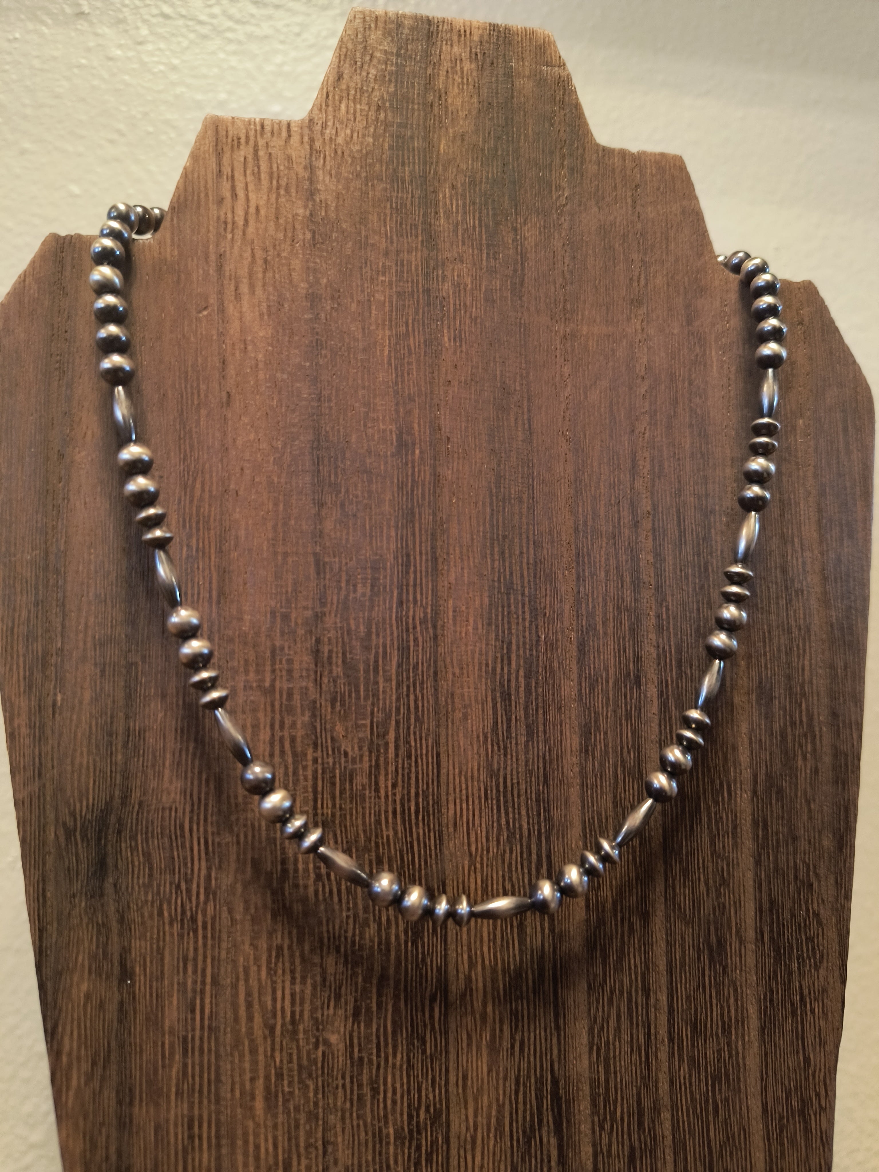 15" Saucer & Torpedo Necklace