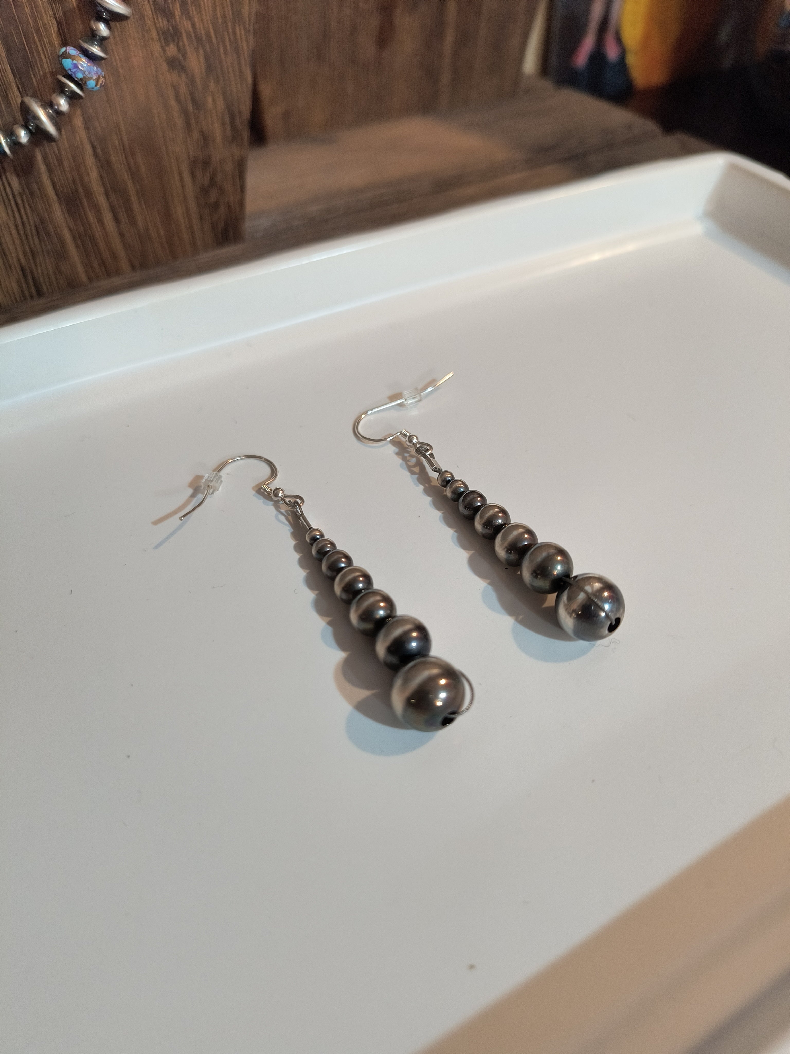 Dropped grad. earrings